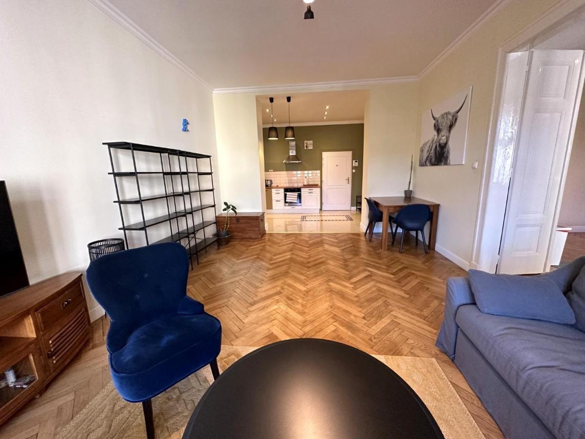 Gorkeho Apartment In City Centre براتسيلافا المظهر الخارجي الصورة