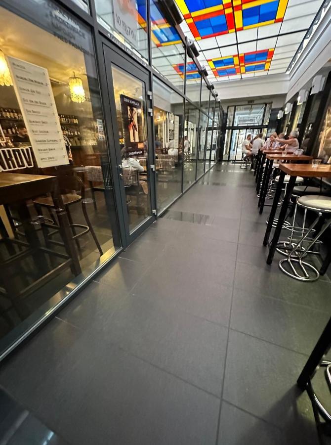 Gorkeho Apartment In City Centre براتسيلافا المظهر الخارجي الصورة
